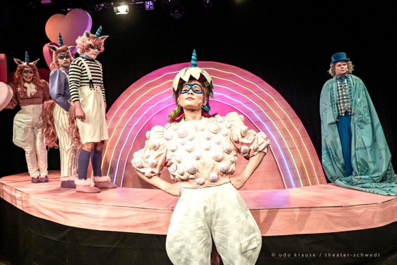 Kindertheater „Das NEINhorn“ im Stadtklubhaus Hennigsdorf